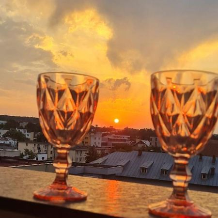 Pitesti Sunset View מראה חיצוני תמונה